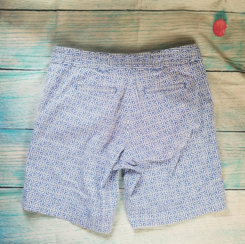 Tommy Bahama geometric print shorts size 2